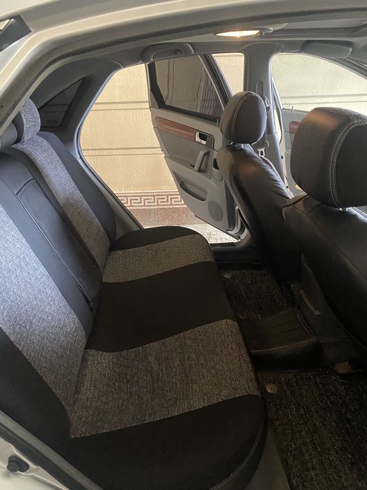 Продаю Lacetti состояние хорошее все вопросов по телефону