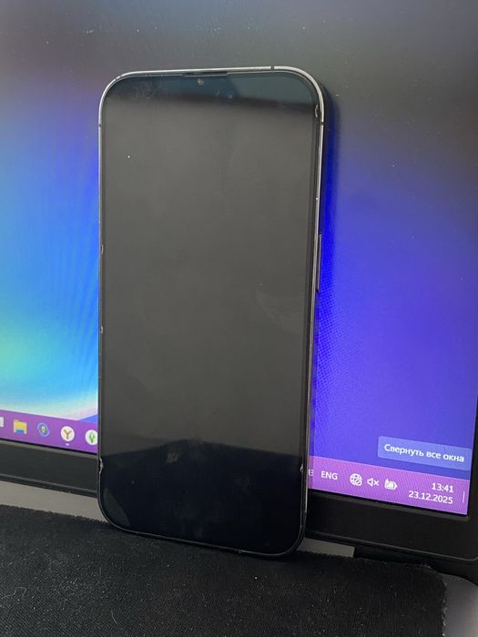 Продам айфон 14про.                             .