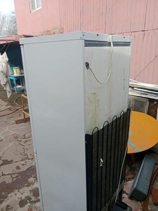 Холодильник холодильник