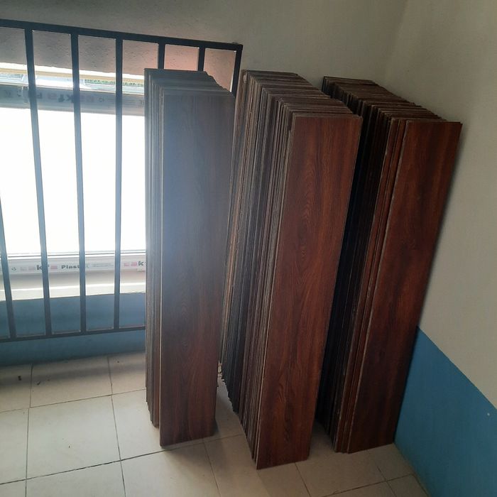 Laminat arzon narxda