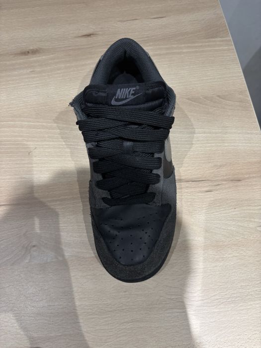 Nike dunk black metalic silver