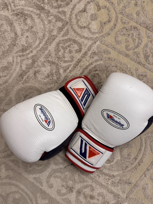 Перчатки Winnig для бокса