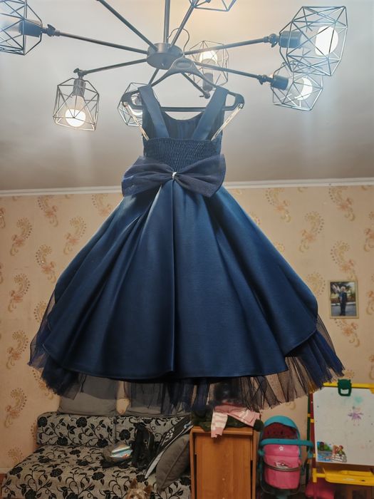 Продам нарядное платье