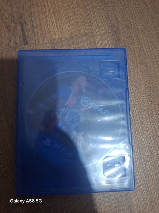 Se vinde FIFA 2021 PlayStation 4
