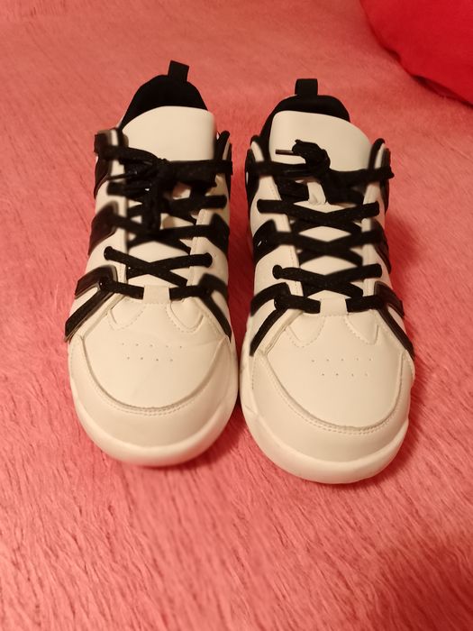 Мъжки обувки 42 номер !нови!