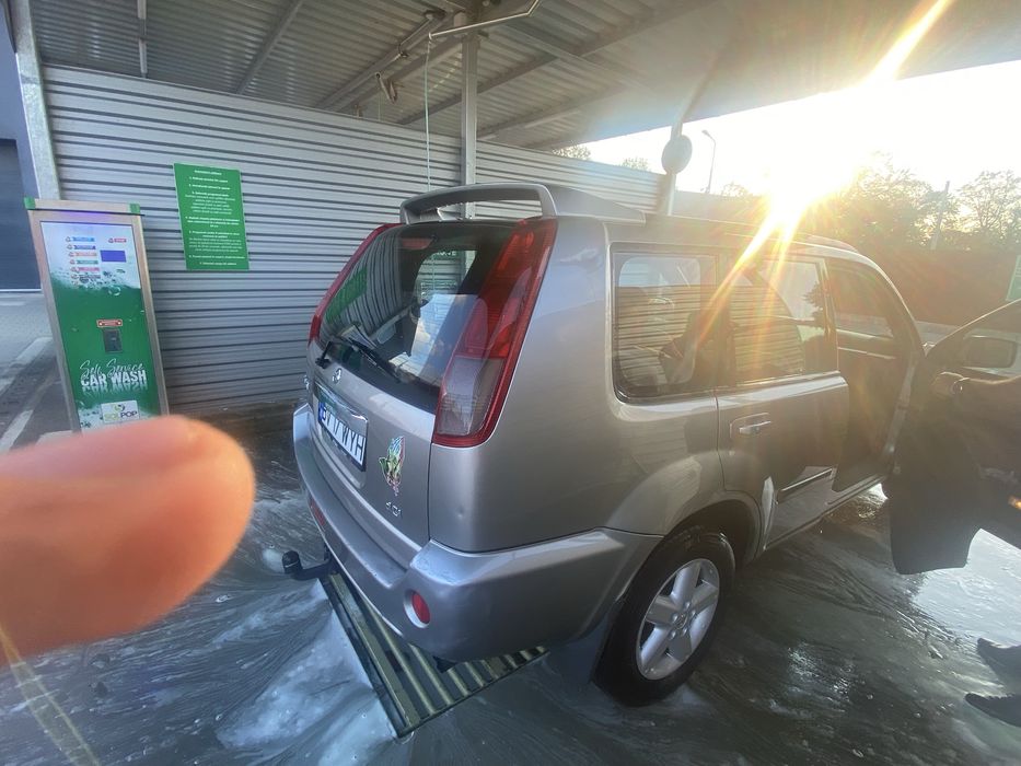 Vand nissan X-trail sau schimb cu toareg cu carlig