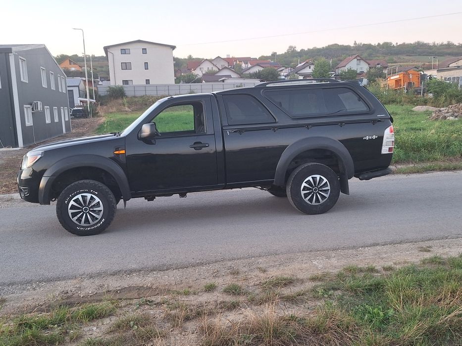 Ford ranger 2.5 diesel 4x4 mic mare clima an 2011