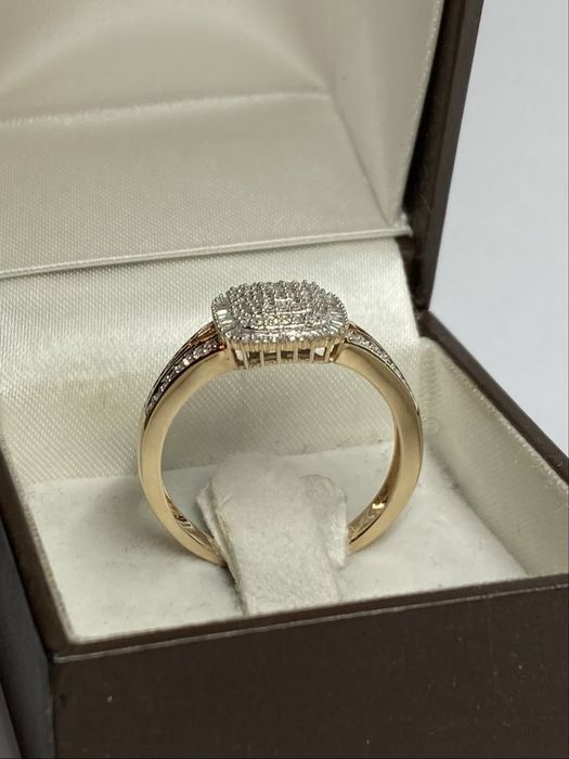 Inel aur .cu diamante 0.60ct