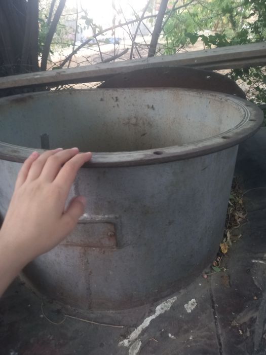 Цистерна,бочка большая 500литров