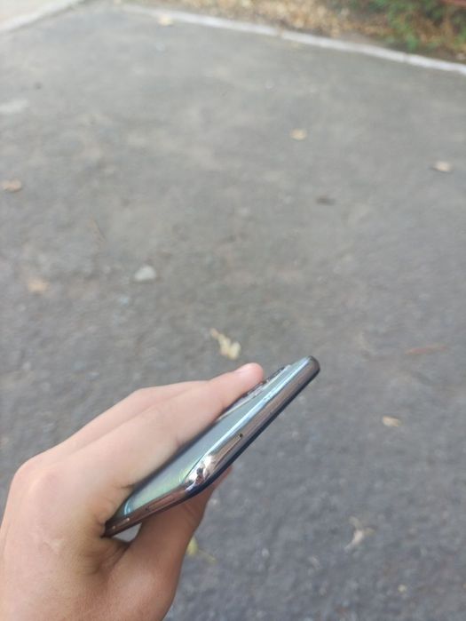 Продам oppo reno 5