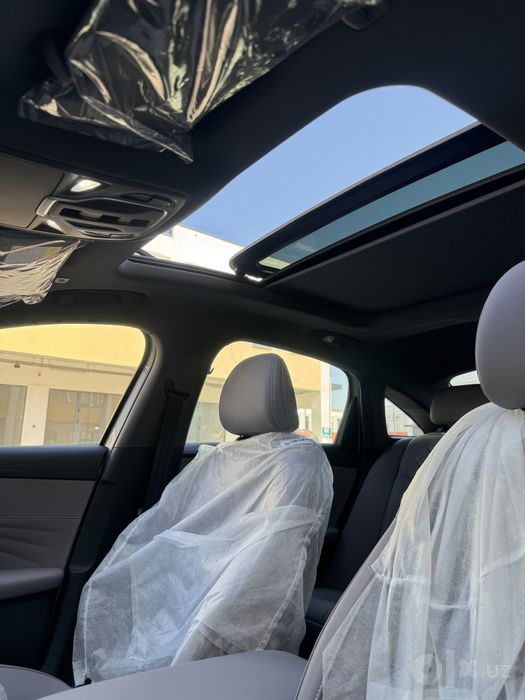 Roewe M7 sotuvda bor