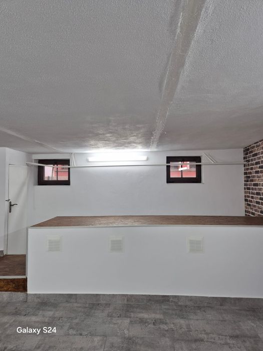 Spatiu de închiriat central