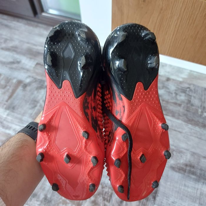 Ghete fotbal Adidas Predator marimea 35