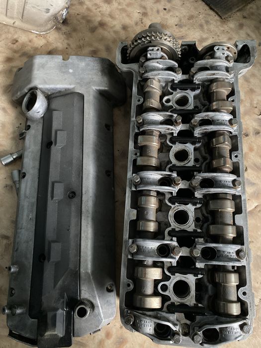 Головки блока цилиндра М119 двигатель Мерседес