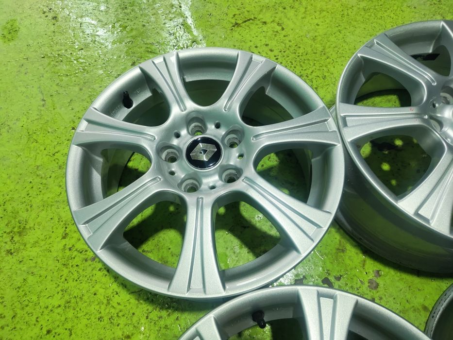 16 5x114.3  Renault Nissan лети джанти 5х114.3