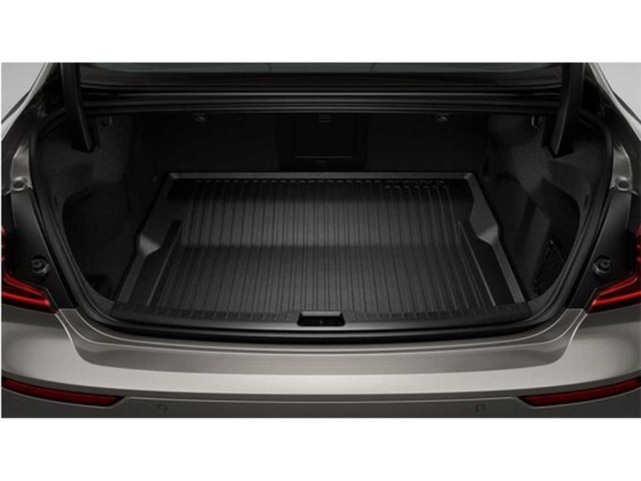 Оригинална стелка за багажник VOLVO S60 2019-2025