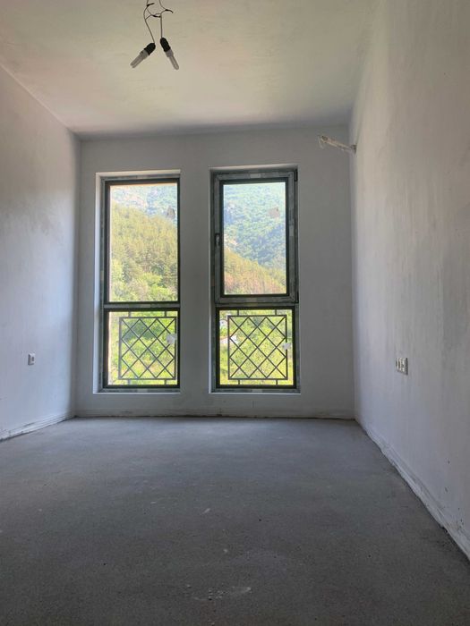 Продава се Двустаен апартамент в Карлово - 76 кв.м за 814 €/кв.м - Снимка #5