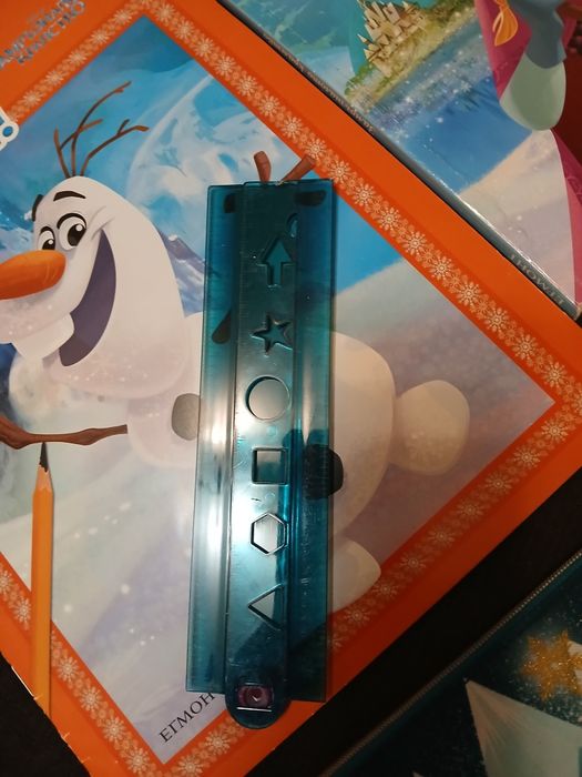 Замръзналото кралство, Дора, Франклин,Бърборино,, любими приказки