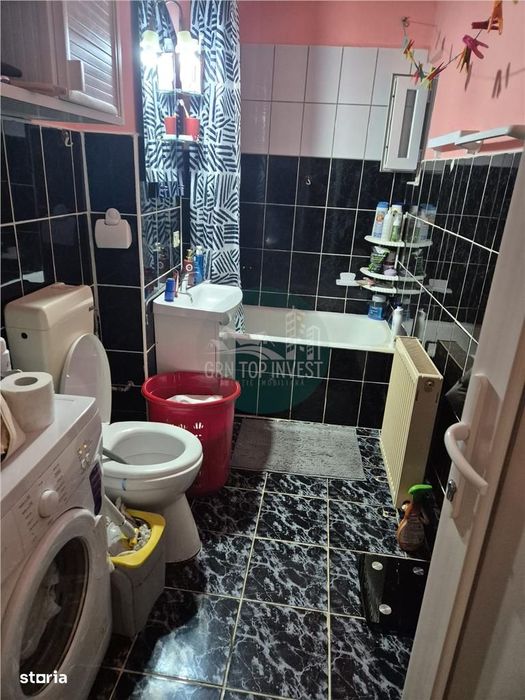 Apartament modern 2 camere cu balcon zona Vasile Aaron