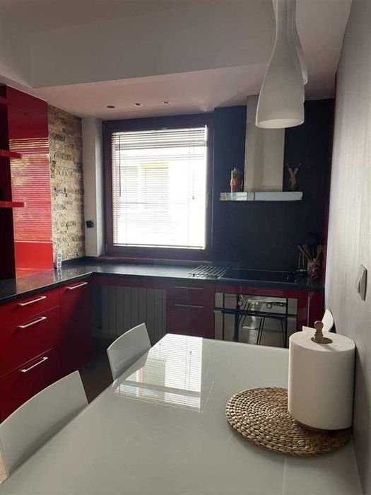 Дава се под наем Двустаен апартамент в Бургас, Възраждане - 62 кв.м за 280.5 € - Снимка #2