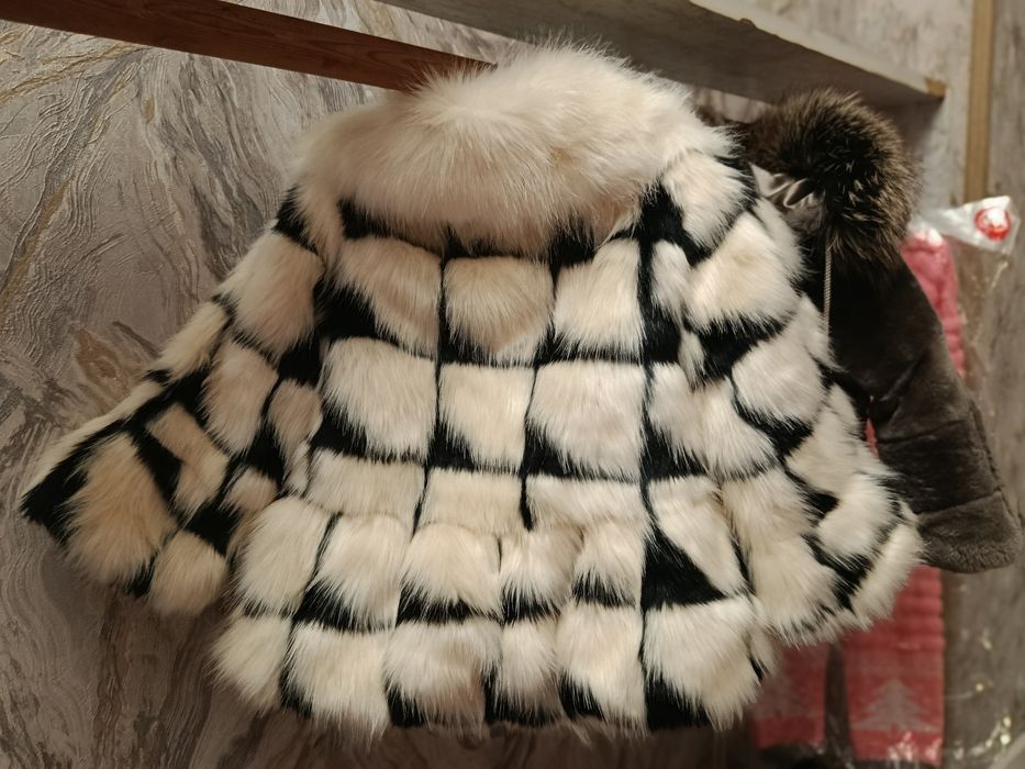 Деткая шубка Белая шуба новая очень симпатичная