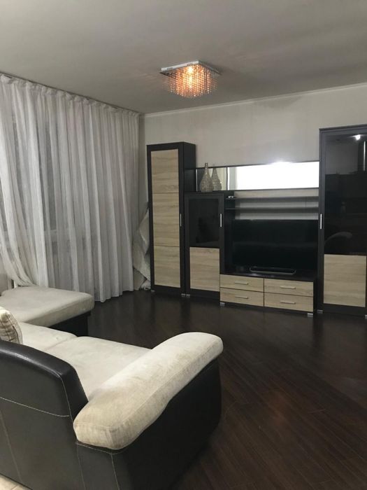 1-ком посуточно Женис 67