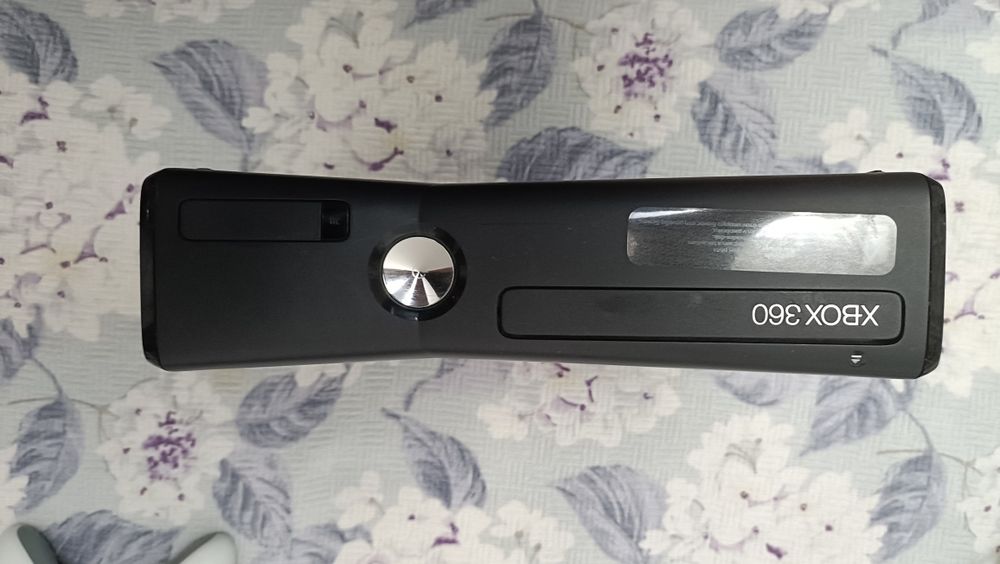 XBOX 360 modat cu jocuri
