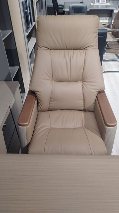 Продаются кресла офисные