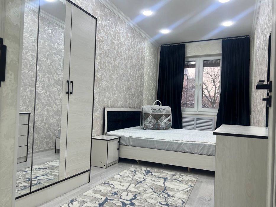 Продам свою квартиру на метро Хамза 2 комнатная