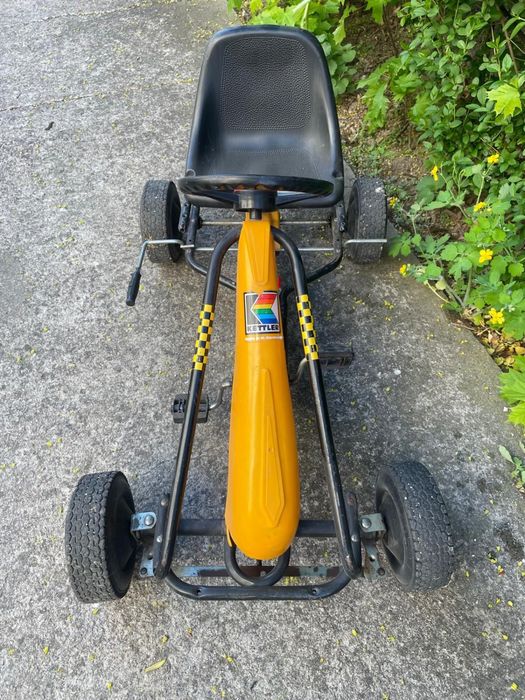 Cand kart cu pedale pentru copii