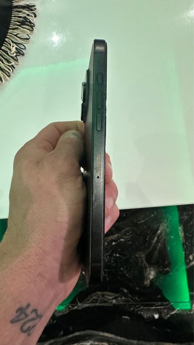 Iphone 16 pro max in stare perfecta de functionare