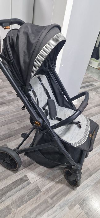 Продам коляску а отличном состоянии