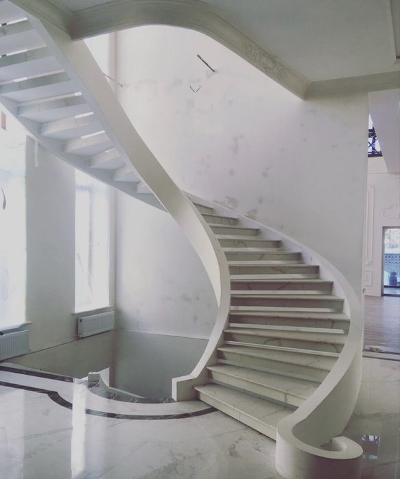 Лестница бетоная