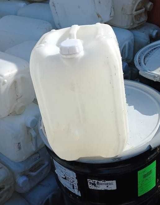 Канистра ёмкость 35 л. и 12 л.