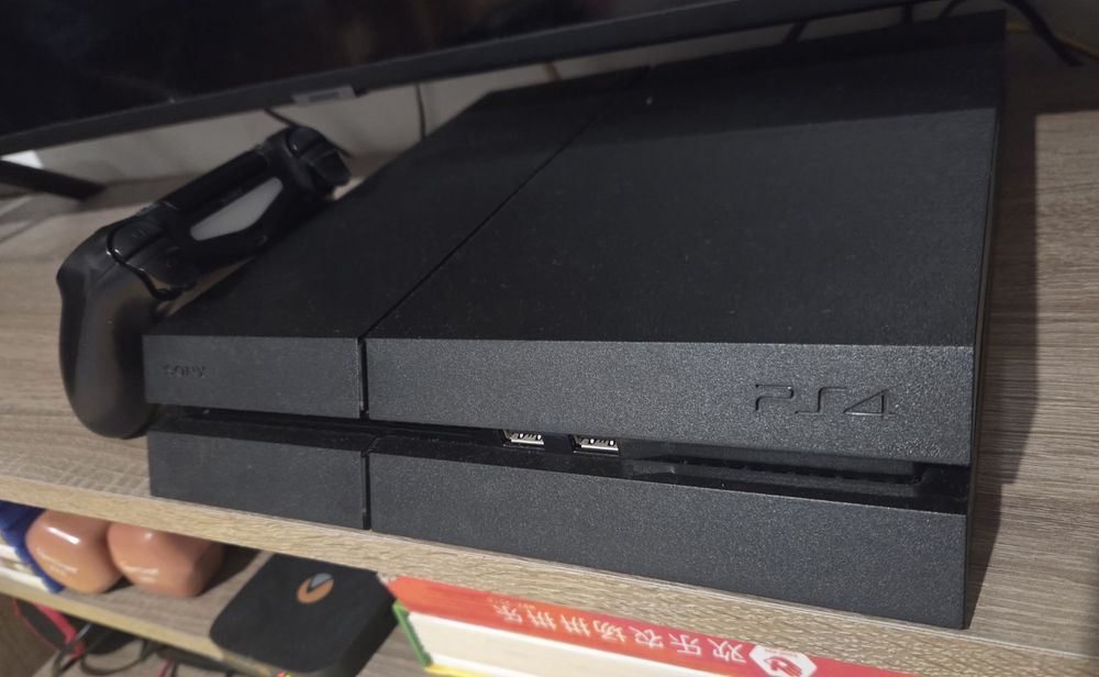 Конзола Sony Playstation 4, 500 GB