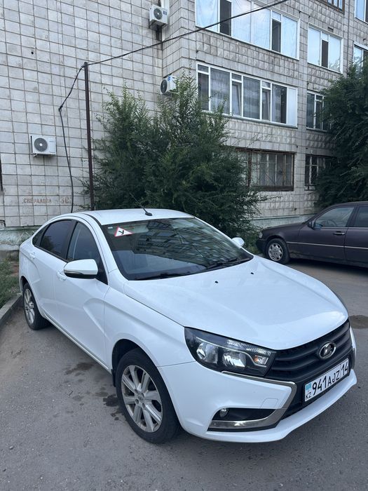 Продам автомобиль Lada Vesta
