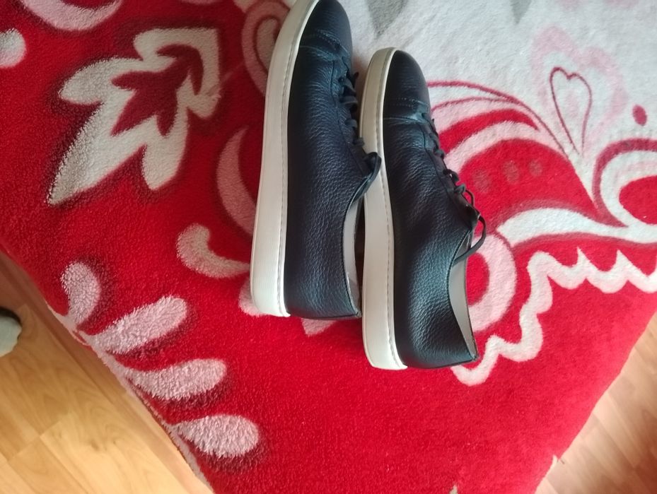 Vând pantofi casual din Italia, originali fin piele