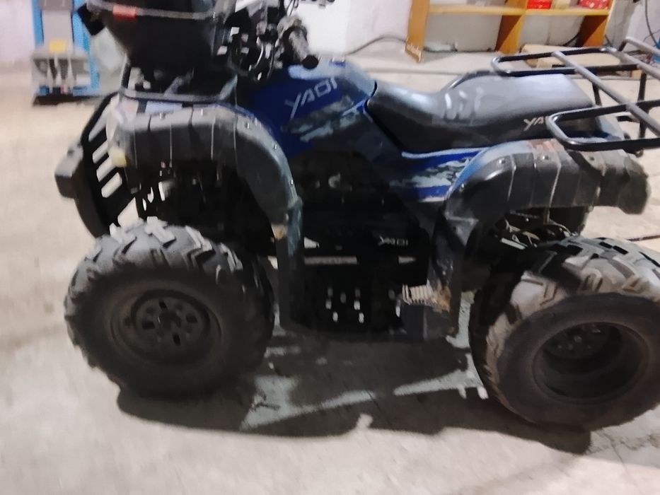 Квадроцикл yadi 200 кубов