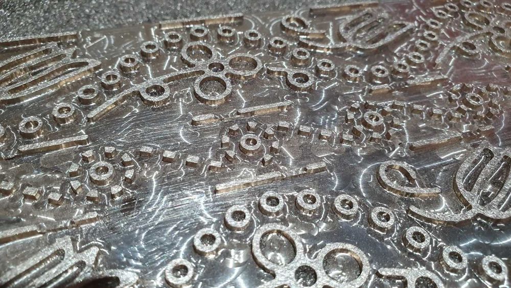 Servicii Prelucrare/Frezare/Gravare CNC - Lemn, Aluminiu, Alama, Bronz