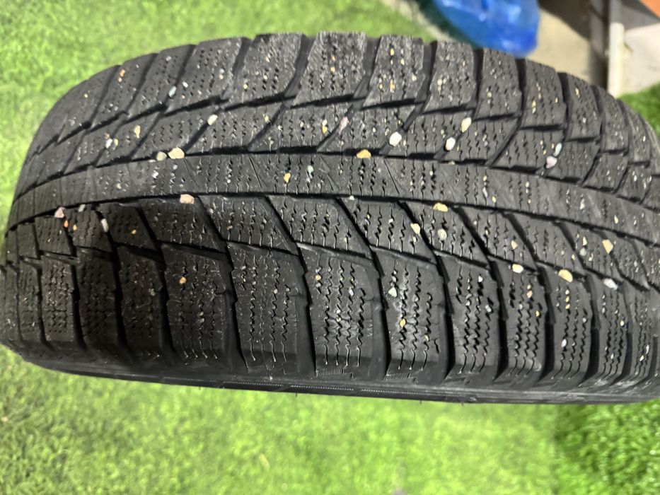 Шина зима 1шт 195/60 R15 липучка