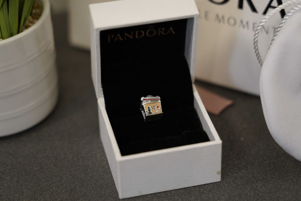 Пандора Талисман - Коледна къщичка