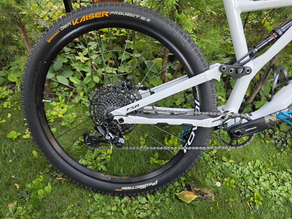 SPECIALIZED Stumpjumper Comp 29" XL [ НОВИ спирачки!]