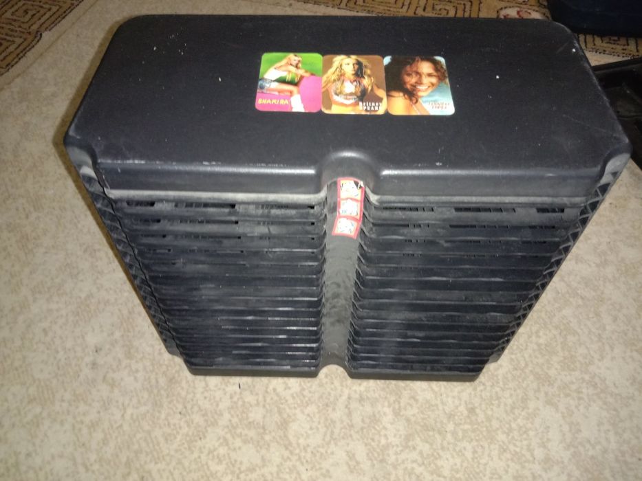 Бокс   для   дисков