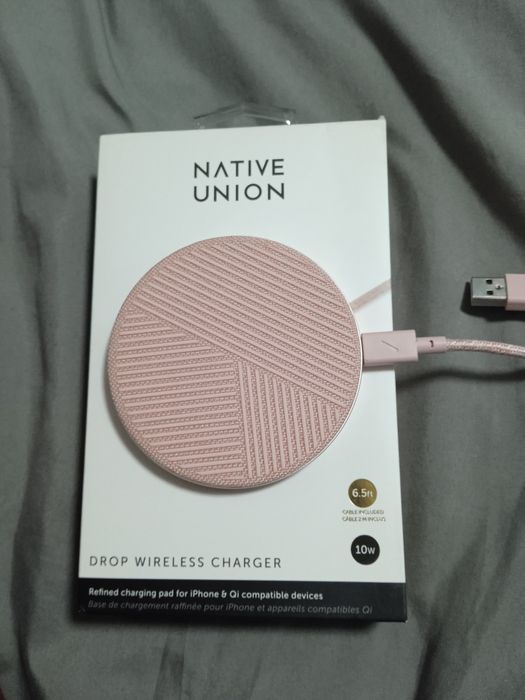 Продам без проводное зарядное устройство