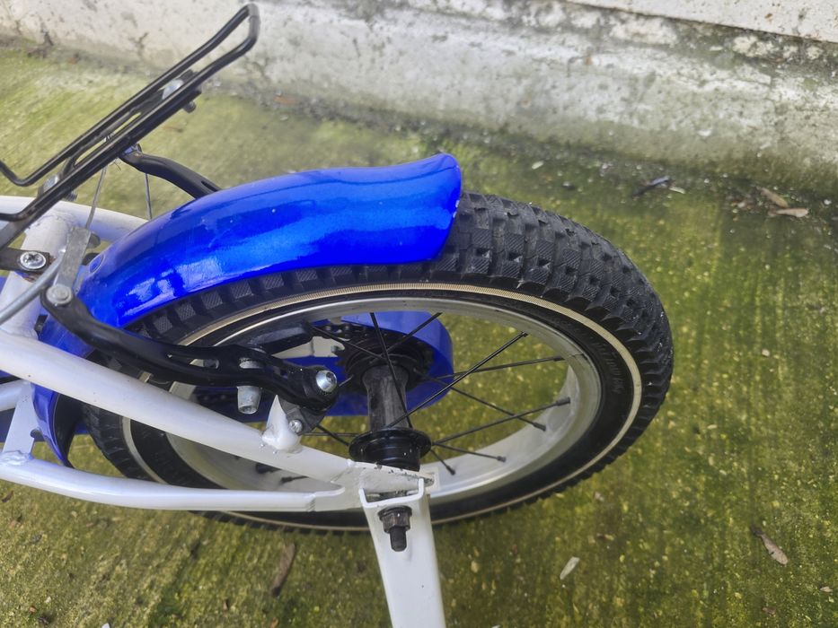 Колело с помощни колела Moni 14"