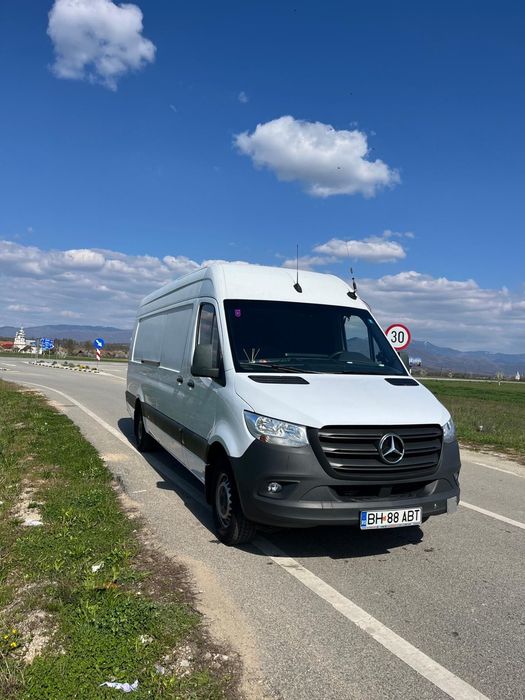 Autoutilitara Mercedes Sprinter