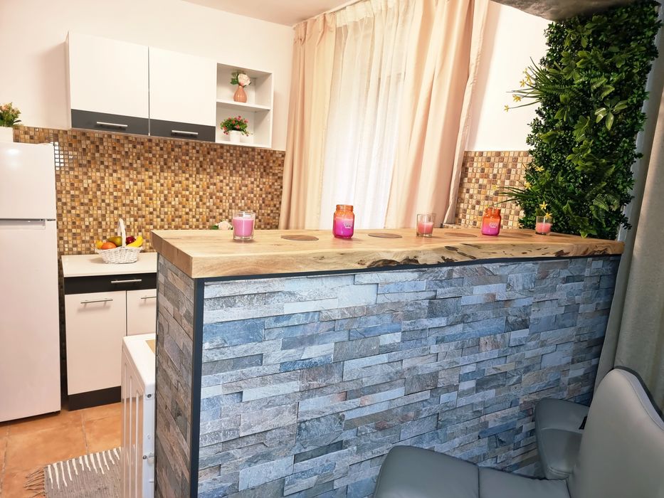 Oferta! Apartament 3 camere, renovat complet, nelocuit