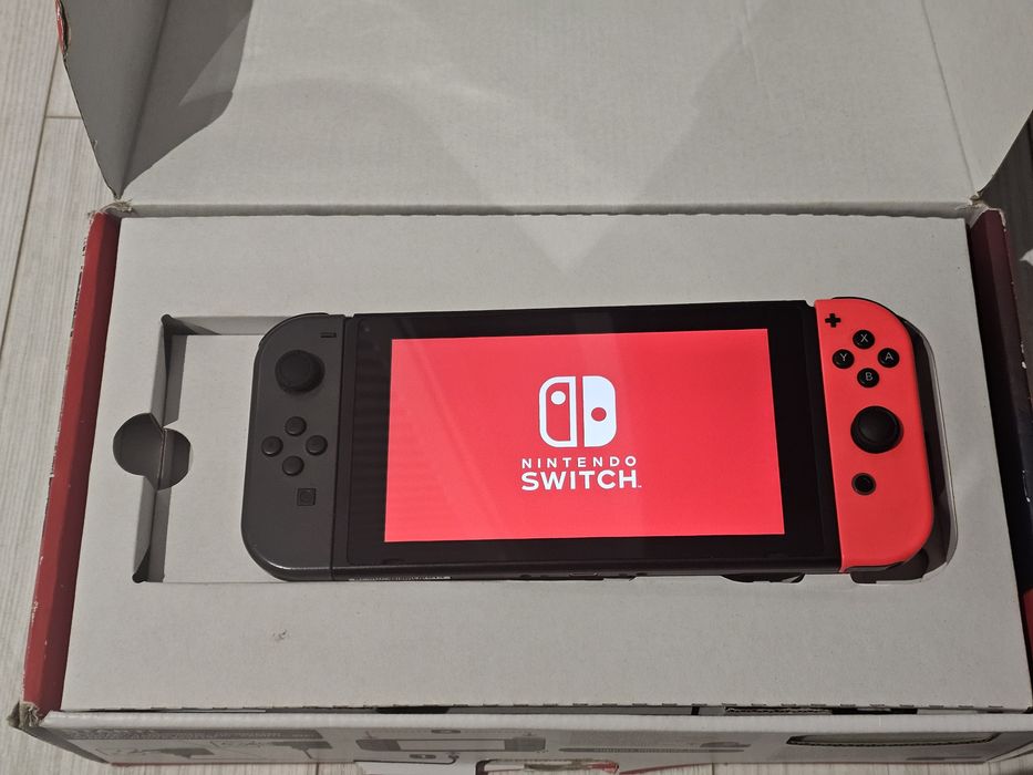 Vand consola nintendo switch v2
