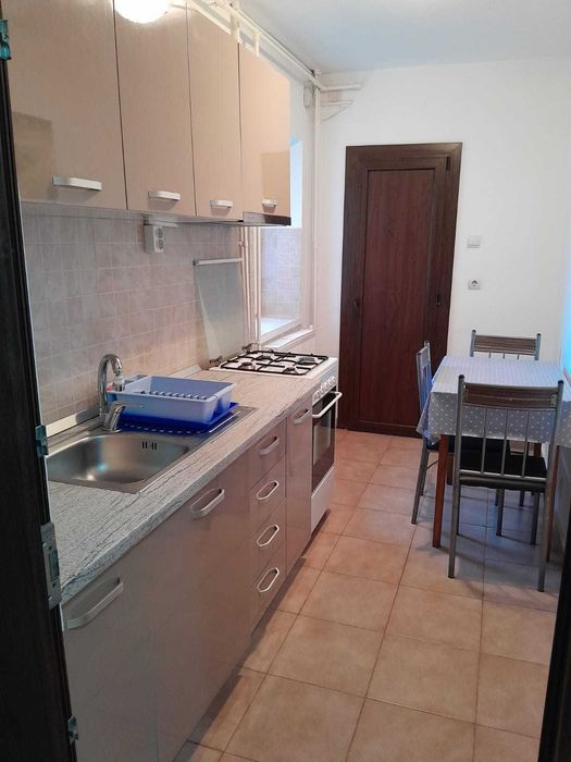 Inchiriez garsoniera