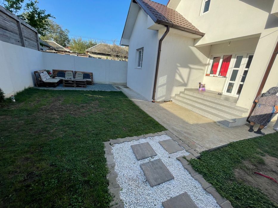 Vand casa Navodari